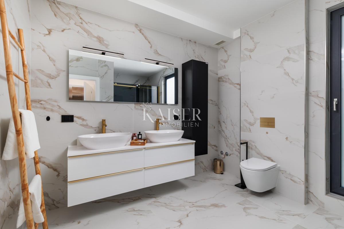 Villa Vrbnik, 264,24m2