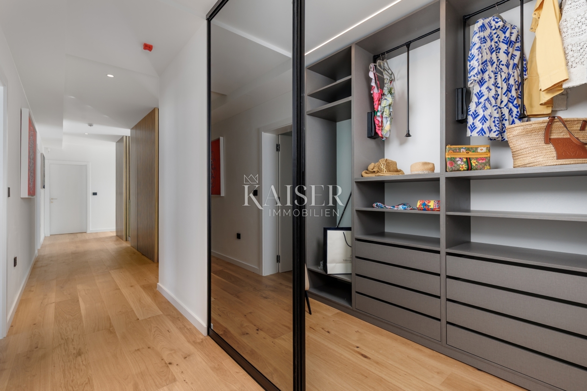 Villa Vrbnik, 264,24m2