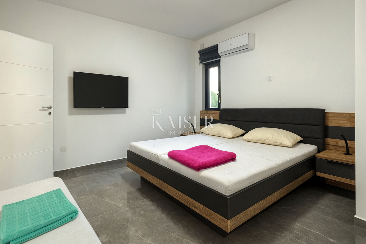 Casa Ninski Stanovi, Nin, 107m2