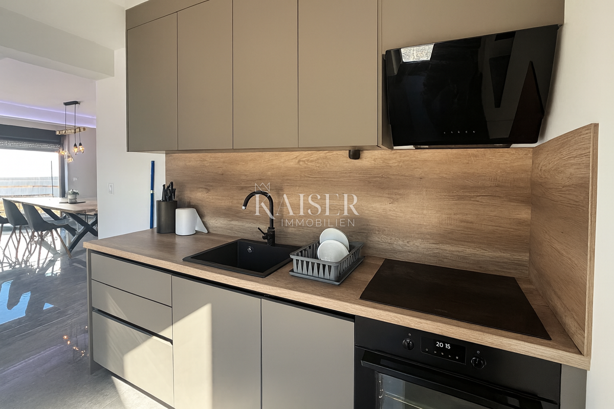 Casa Ninski Stanovi, Nin, 107m2