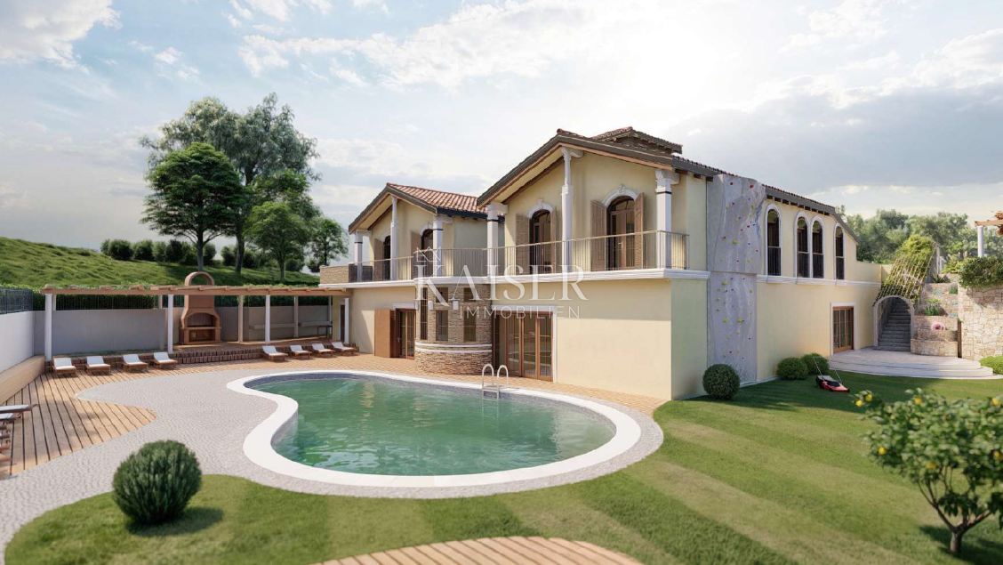 Istria - Laurana, hotel con 12 camere, wellness, spa in fase di completamento