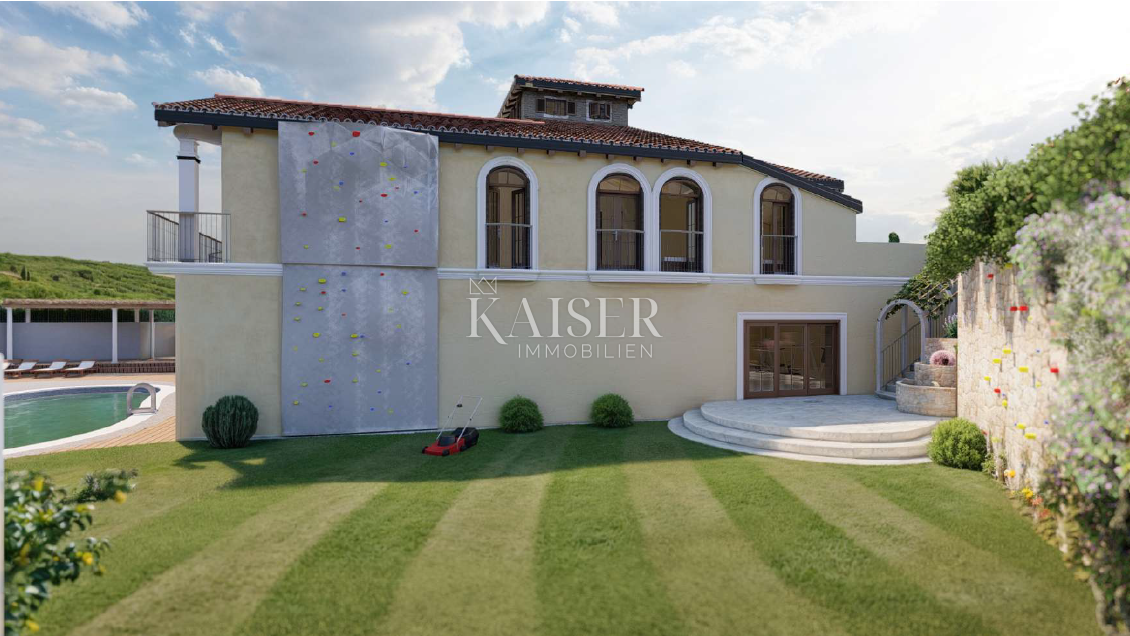 Istria - Laurana, hotel con 12 camere, wellness, spa in fase di completamento