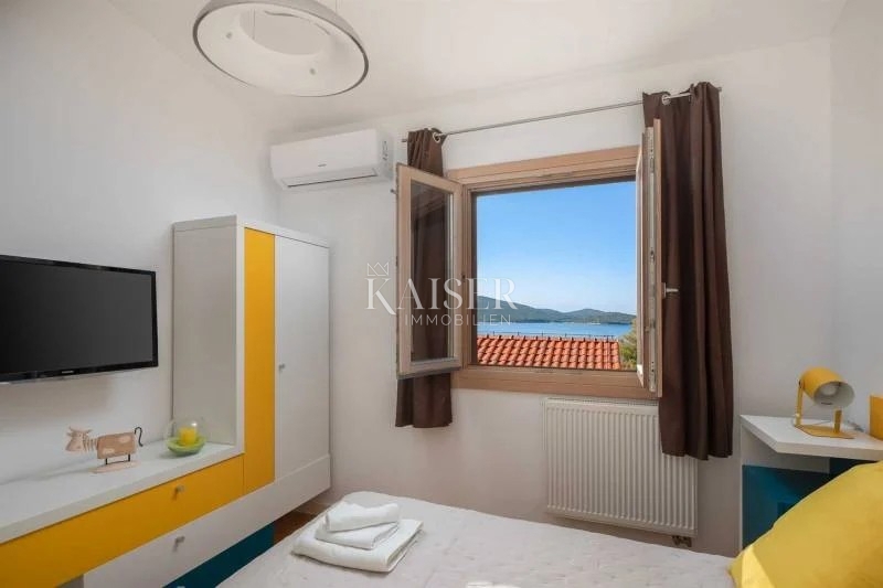 Villa Žaborić, Šibenik - Okolica, 175m2