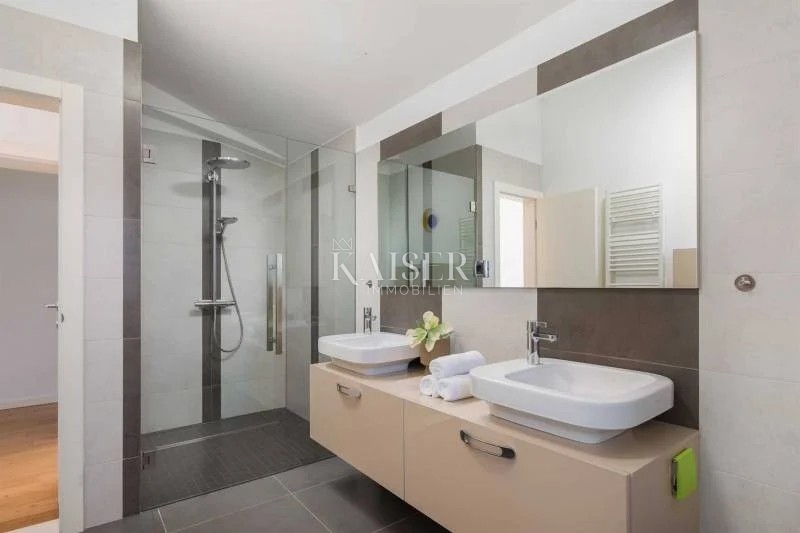 Villa Žaborić, Šibenik - Okolica, 175m2