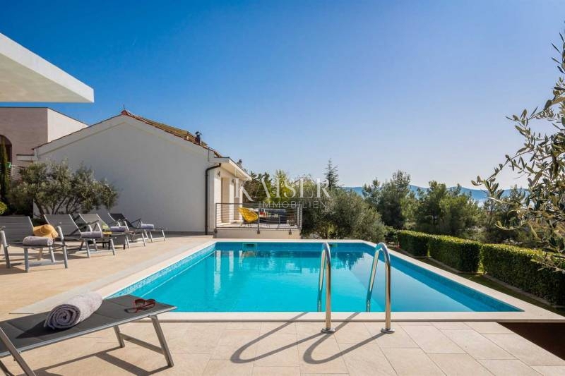 Villa Žaborić, Šibenik - Okolica, 175m2