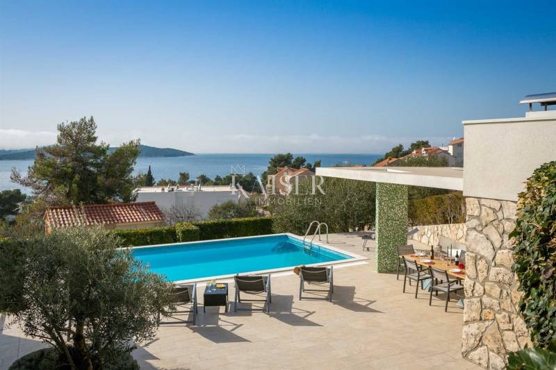 Villa Žaborić, Šibenik - Okolica, 175m2