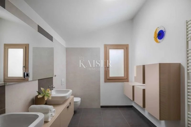 Villa Žaborić, Šibenik - Okolica, 175m2