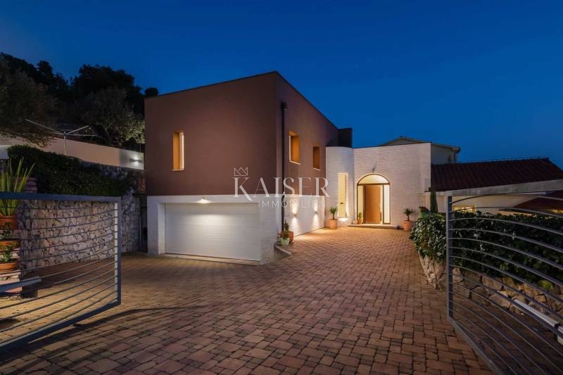 Villa Žaborić, Šibenik - Okolica, 175m2