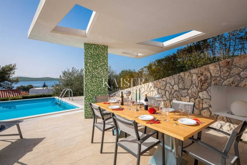 Villa Žaborić, Šibenik - Okolica, 175m2