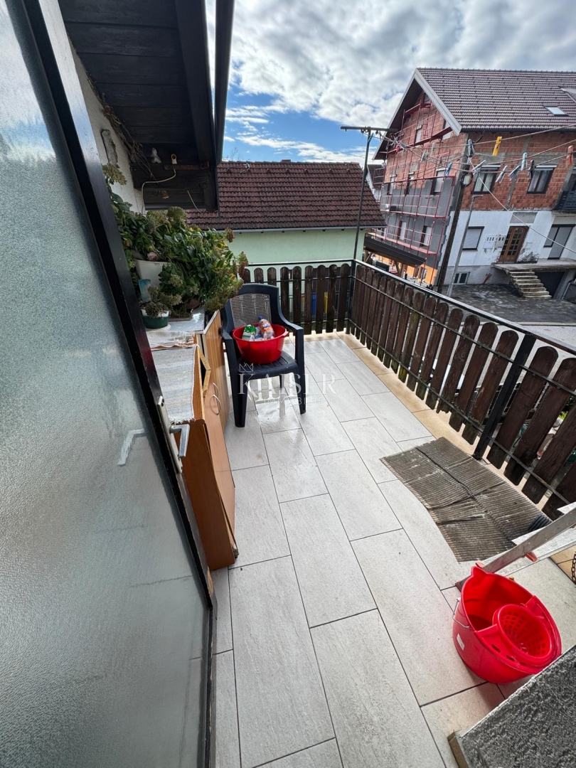 Zaprešić, Centro, appartamento con due camere da letto 70 m²