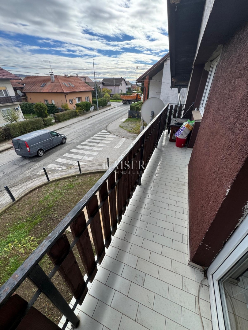 Zaprešić, Centro, appartamento con due camere da letto 70 m²