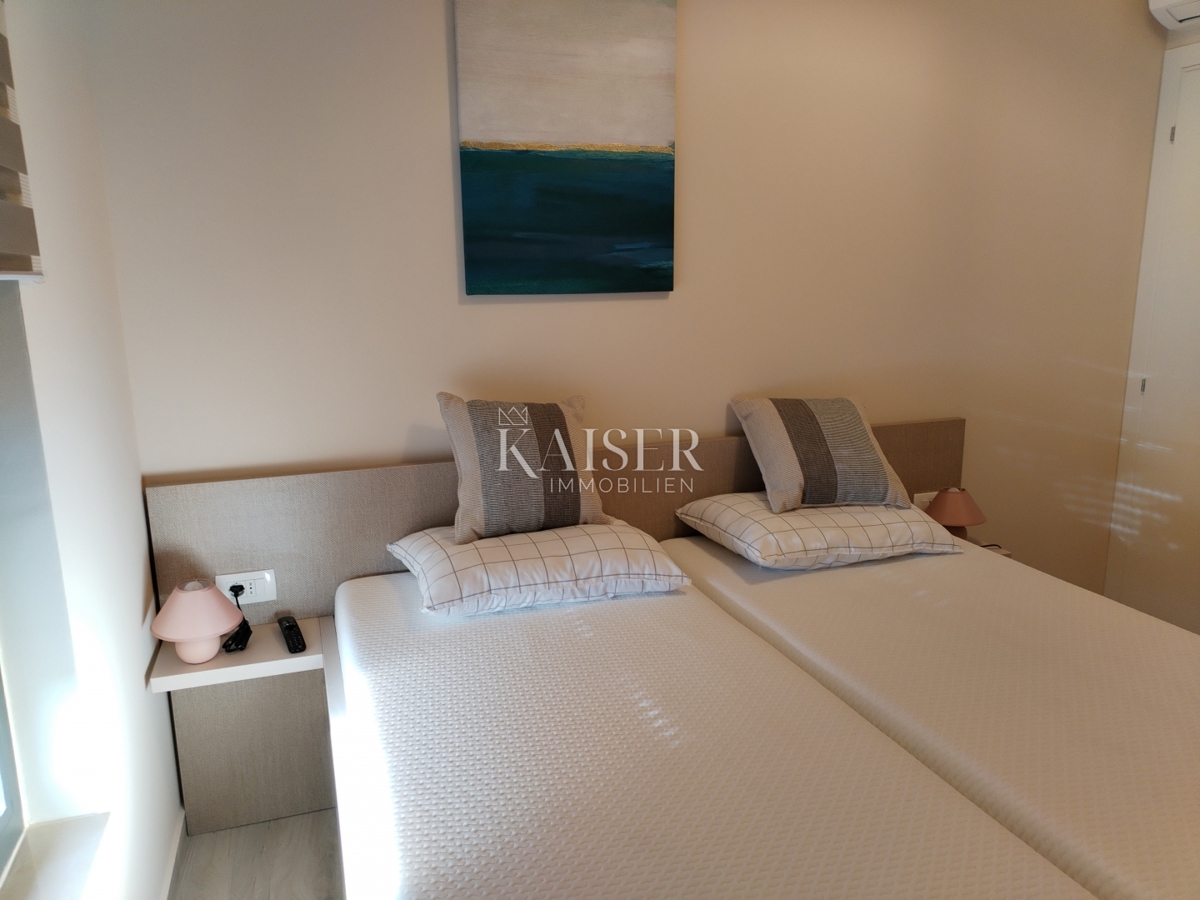 Istria, zona Umago, appartamento 66m2 a 300m dal mare