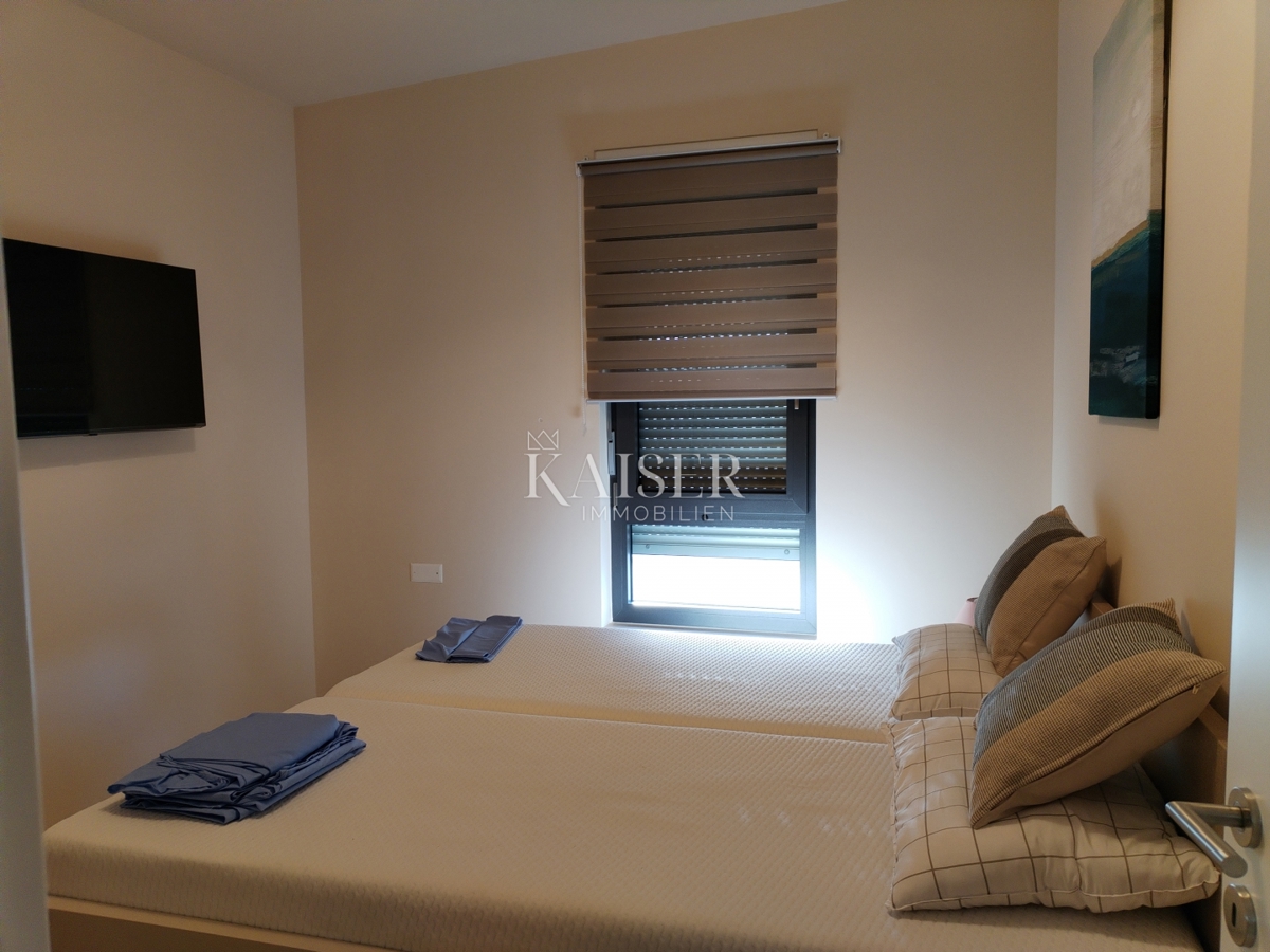 Istria, zona Umago, appartamento 66m2 a 300m dal mare