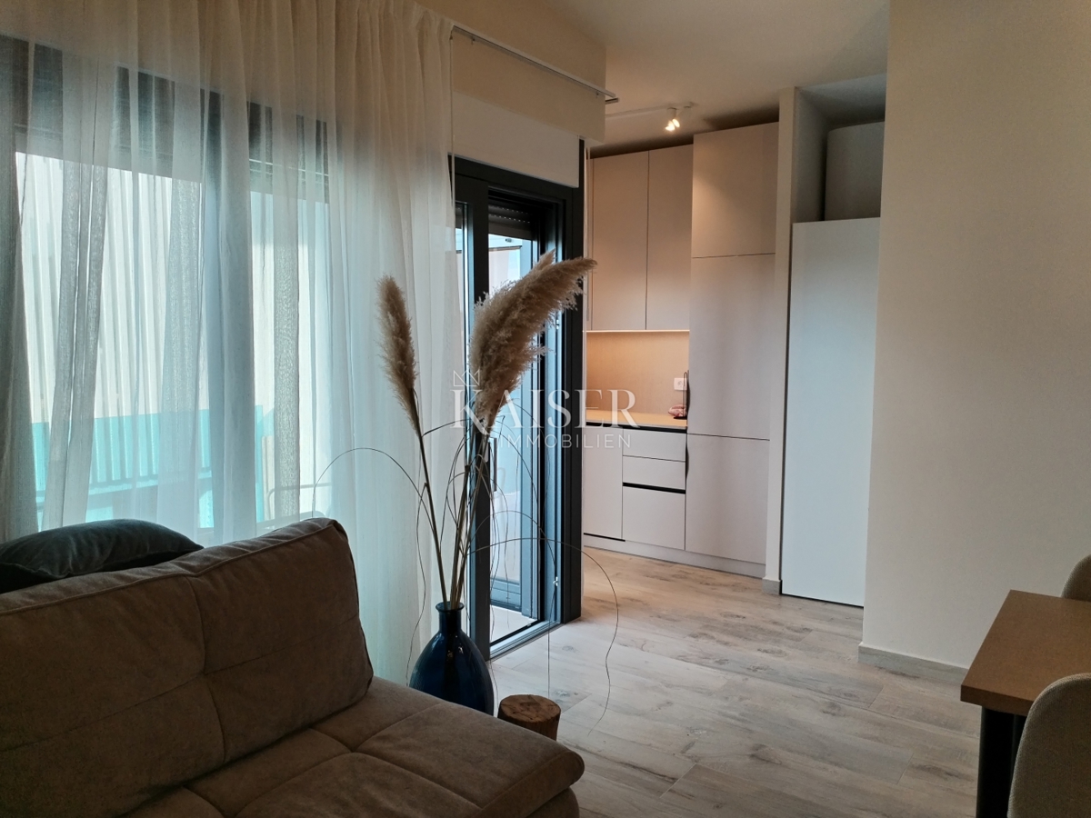 Istria, zona Umago, appartamento 66m2 a 300m dal mare