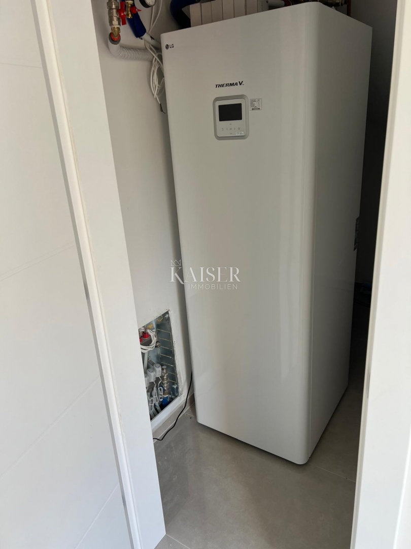 Srima, Vodice - Moderna casa a tre piani (S1) con vista mare