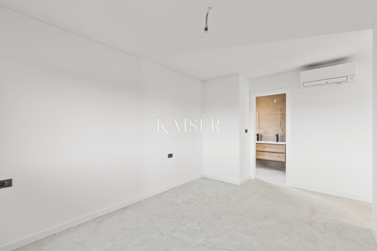 Istria - Parenzo, nuovo attico di lusso con terrazza sul tetto