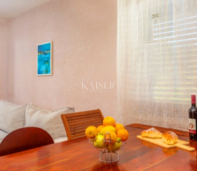 Krk, Malinska, appartamento con vista mare