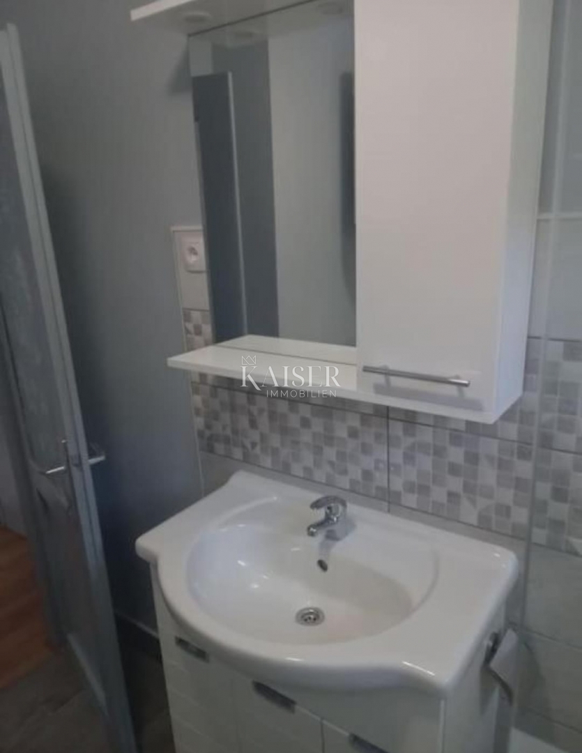 Mali Lošinj, appartamento 54 m2 in centro con parcheggio