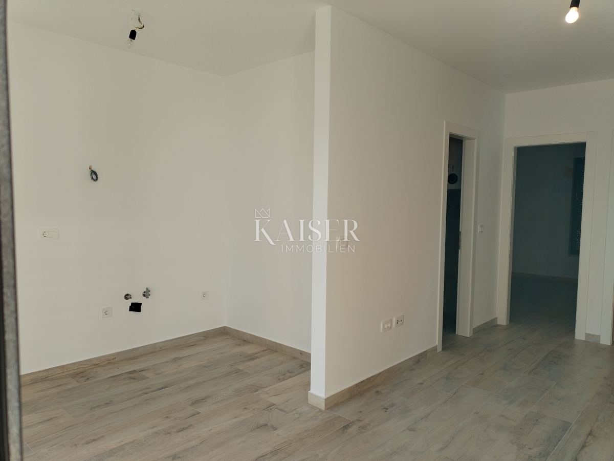 Istria, Umago, appartamento 67 m2, 300 m dal mare