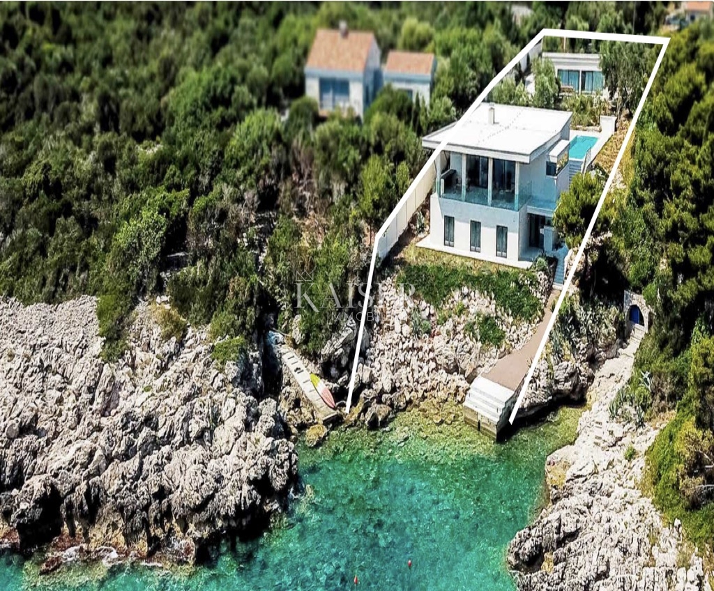 Unica villa moderna fronte mare con ingresso privato alla spiaggia - Isola di Kolocep