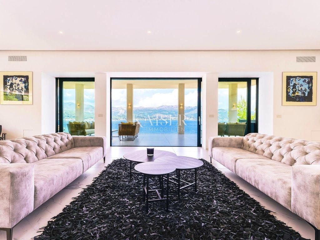 Unica villa moderna fronte mare con ingresso privato alla spiaggia - Isola di Kolocep