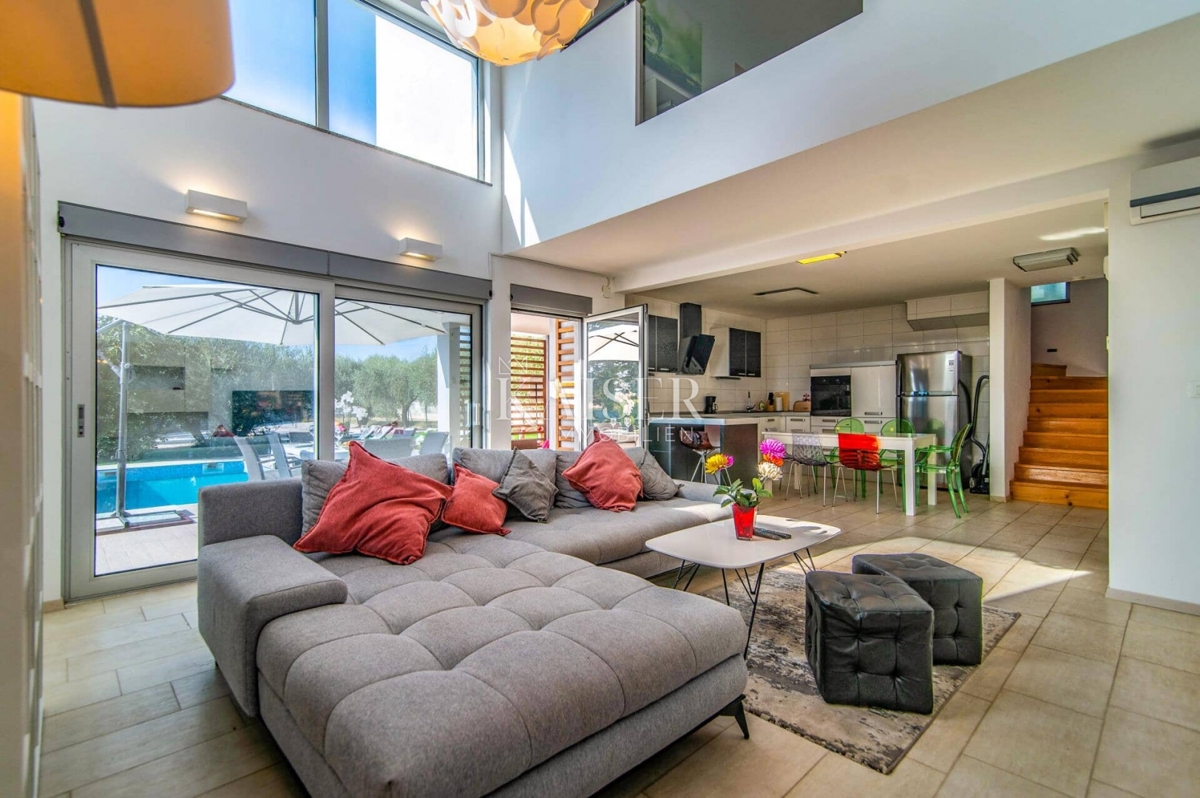 Istria, Dignano - villa con piscina e vista sulle isole Brioni