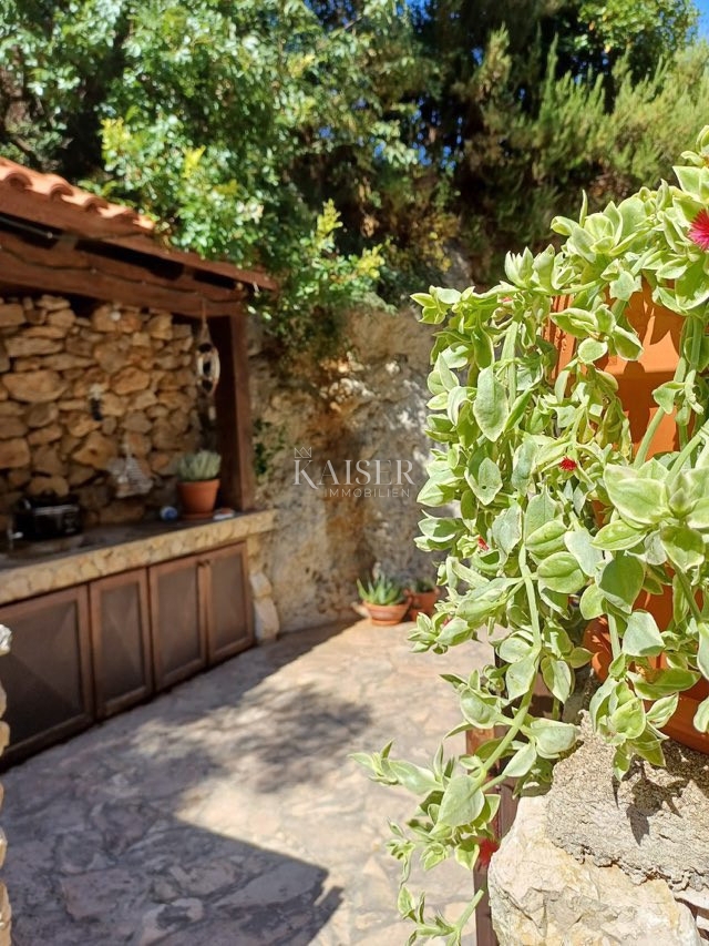 Spazioso appartamento al piano terra a Sveti Jakov – Isola di Lussino