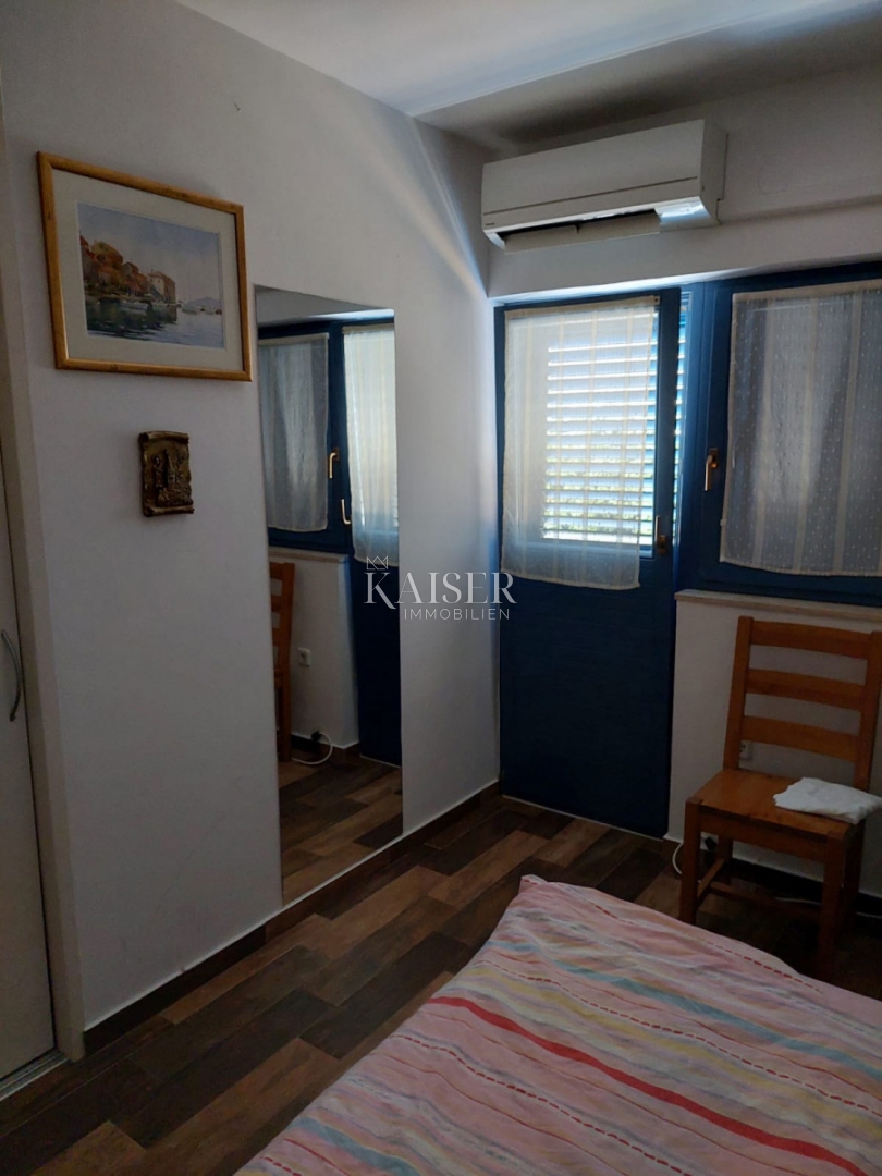 Spazioso appartamento al piano terra a Sveti Jakov – Isola di Lussino