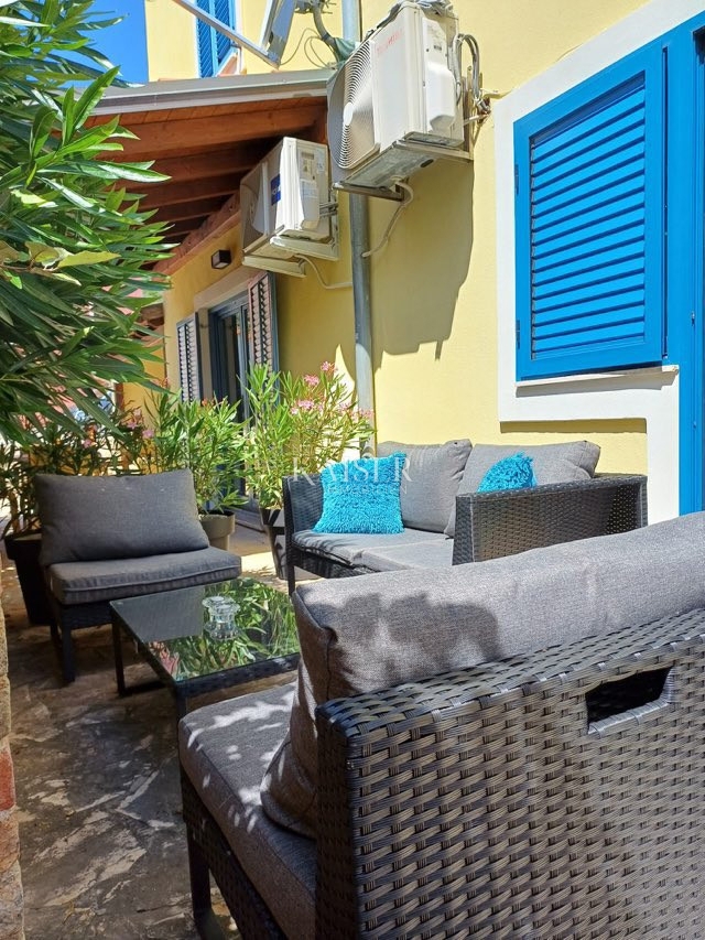 Spazioso appartamento al piano terra a Sveti Jakov – Isola di Lussino