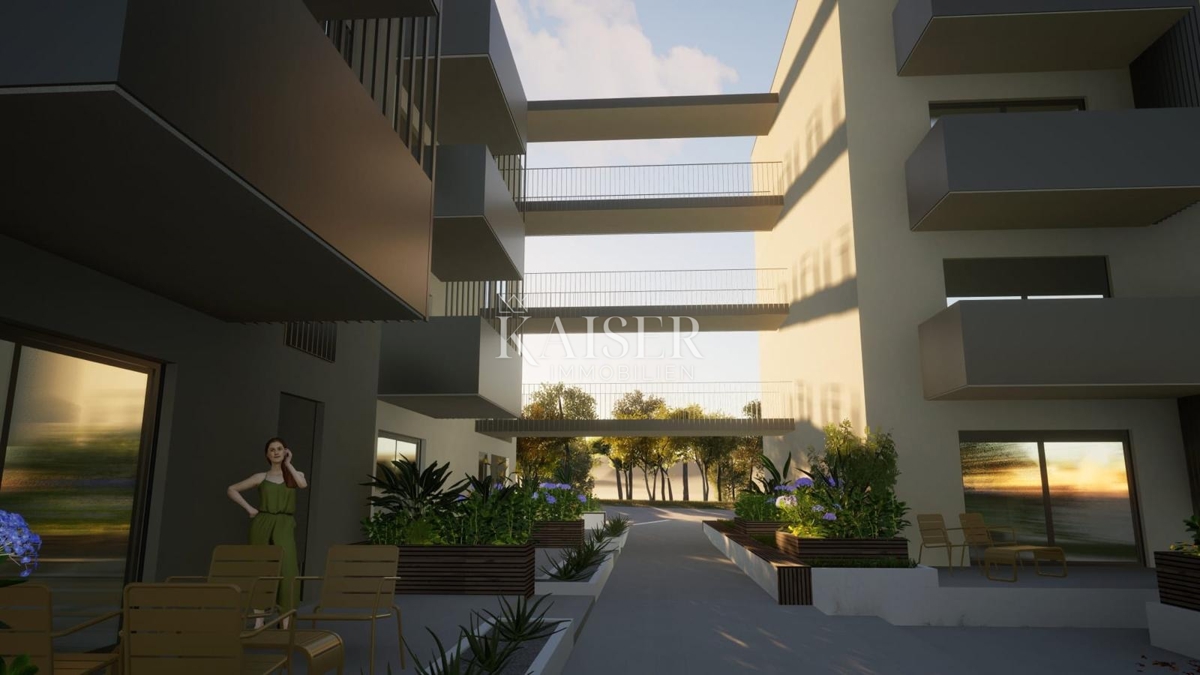 Istria - Parenzo, appartamento in un edificio con ascensore e piscina, due camere da letto