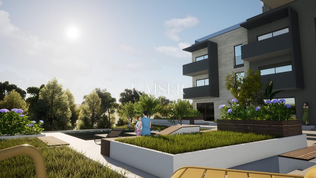 Istria - Parenzo, appartamento in un edificio con ascensore e piscina, due camere da letto