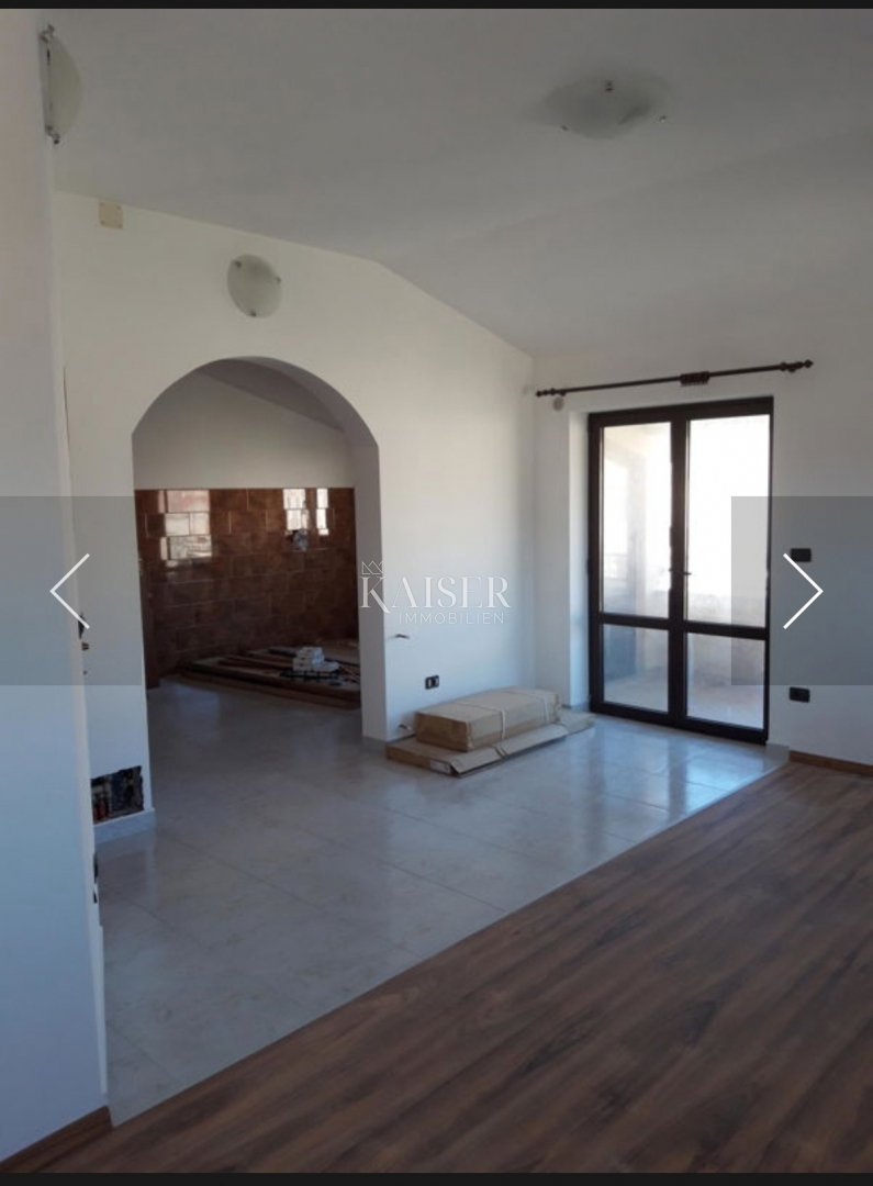 Istria, Pola, Veruda - casa 6 unità