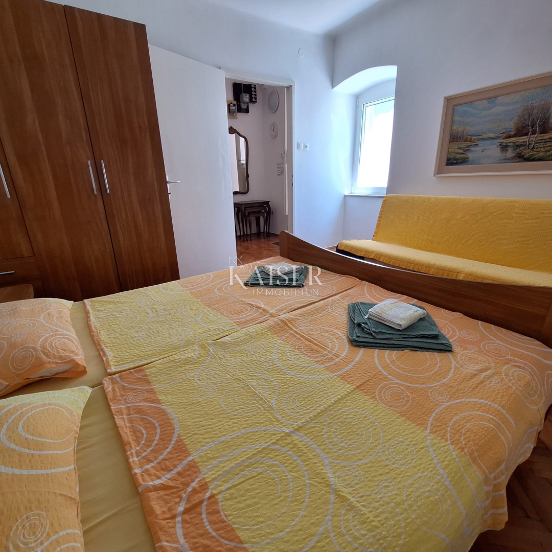 Isola di Krk, Punat - autentica casa in pietra in prima fila sul mare