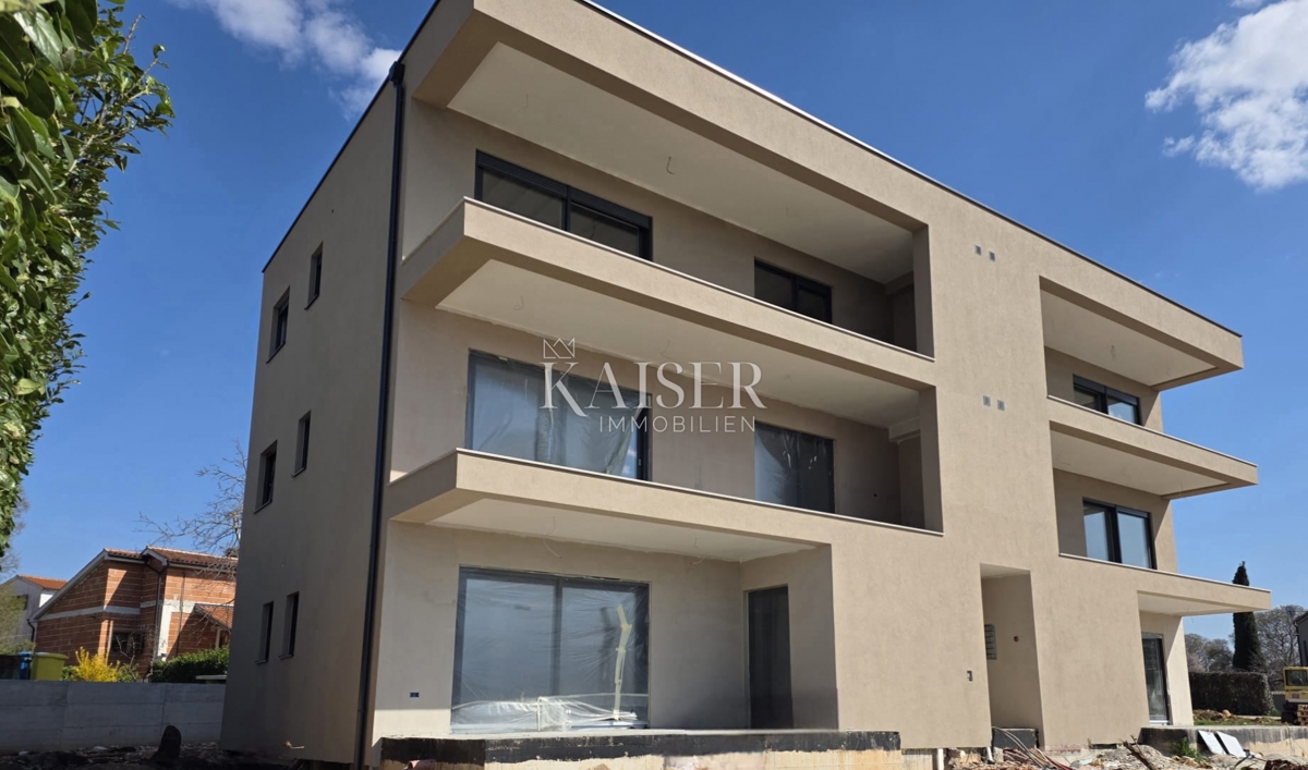 Istria. Parenzo - appartamento con vista mare