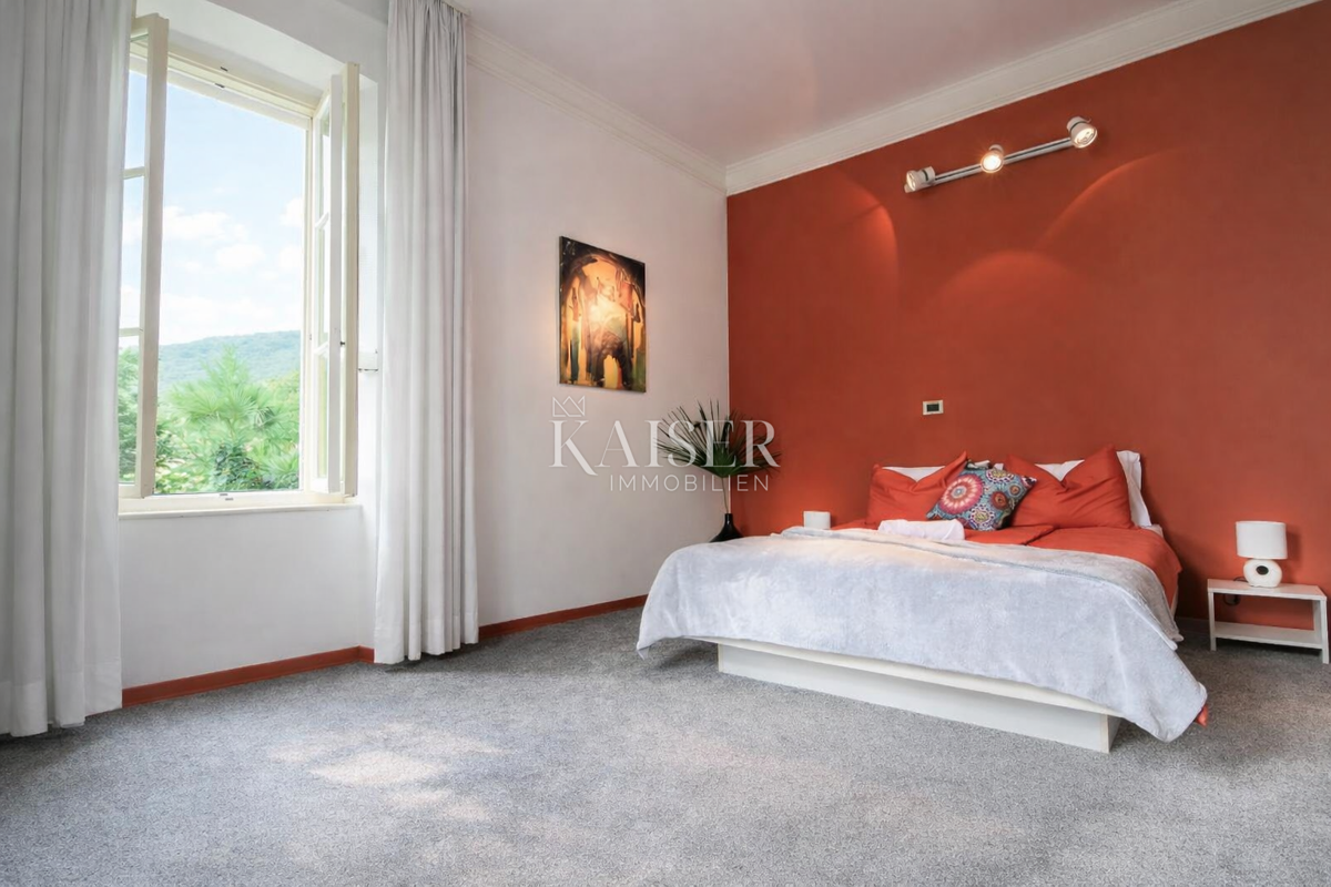 Centro di Opatija – Rara residenza con giardino in una villa storica, a 100 m dal mare