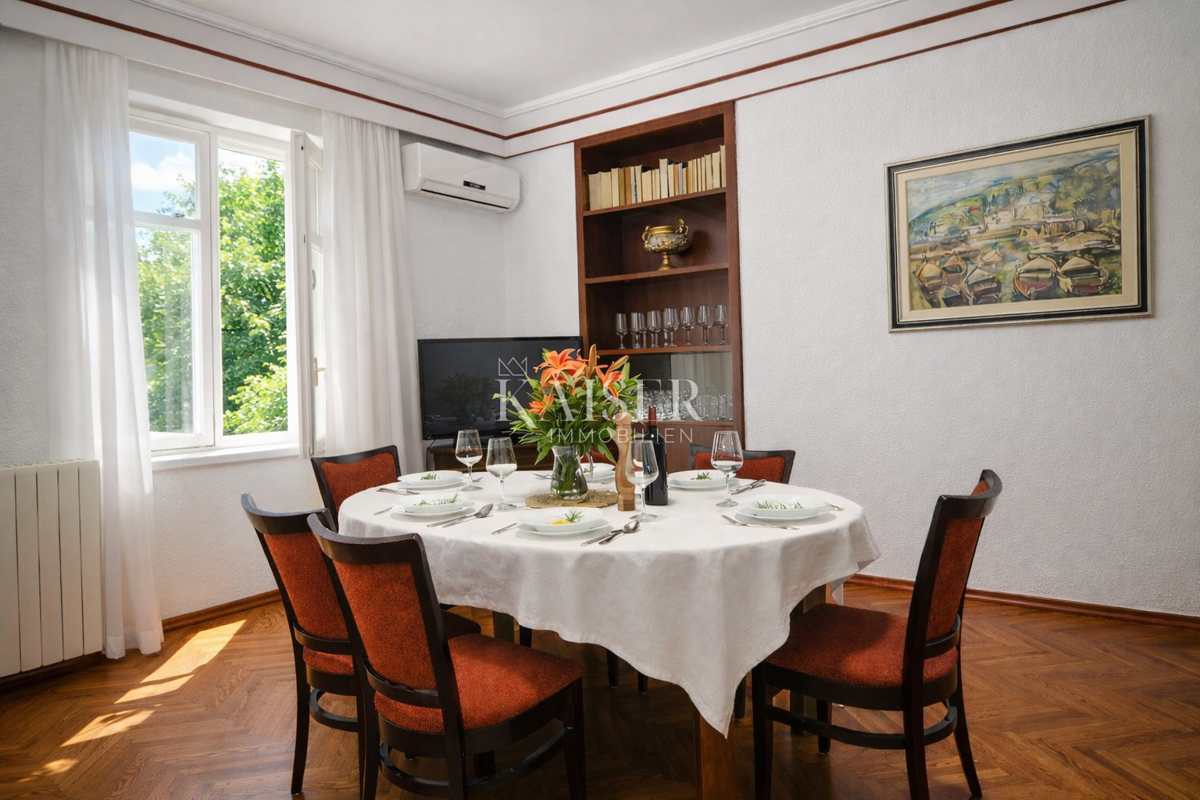 Centro di Opatija – Rara residenza con giardino in una villa storica, a 100 m dal mare