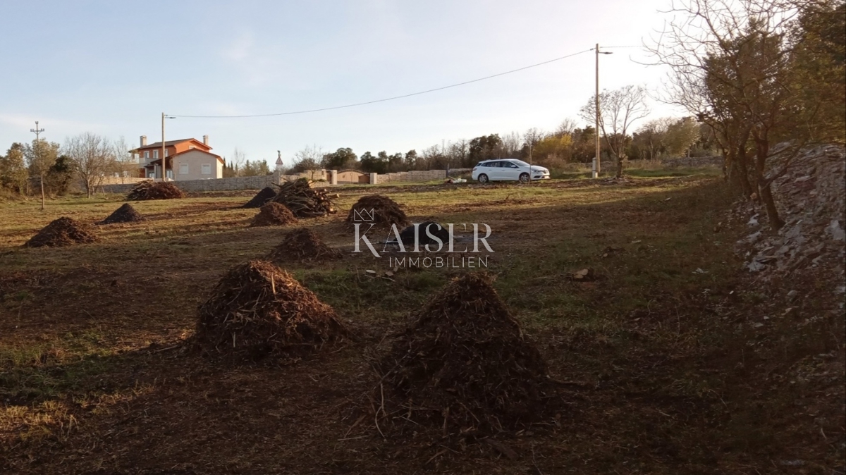 Istria - vicinanze di Marčana - terreno edificabile, 2200 m2