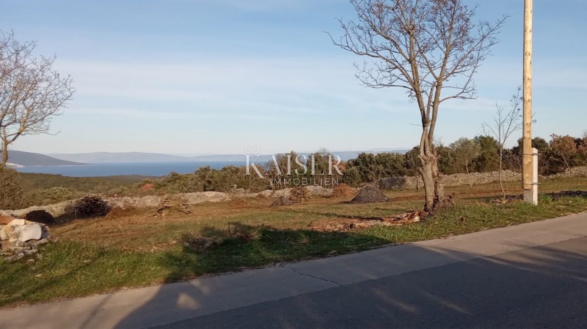 Istria - vicinanze di Marčana - terreno edificabile, 2200 m2