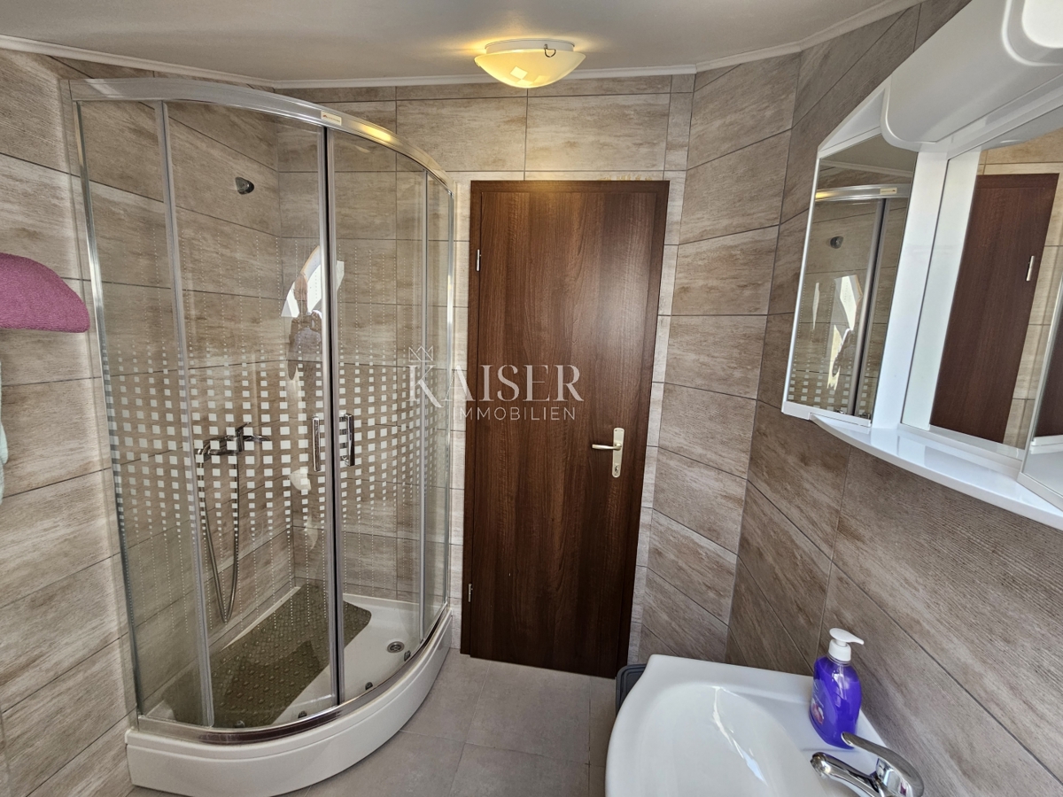 Casa Malinska, Malinska-Dubašnica, 275m2