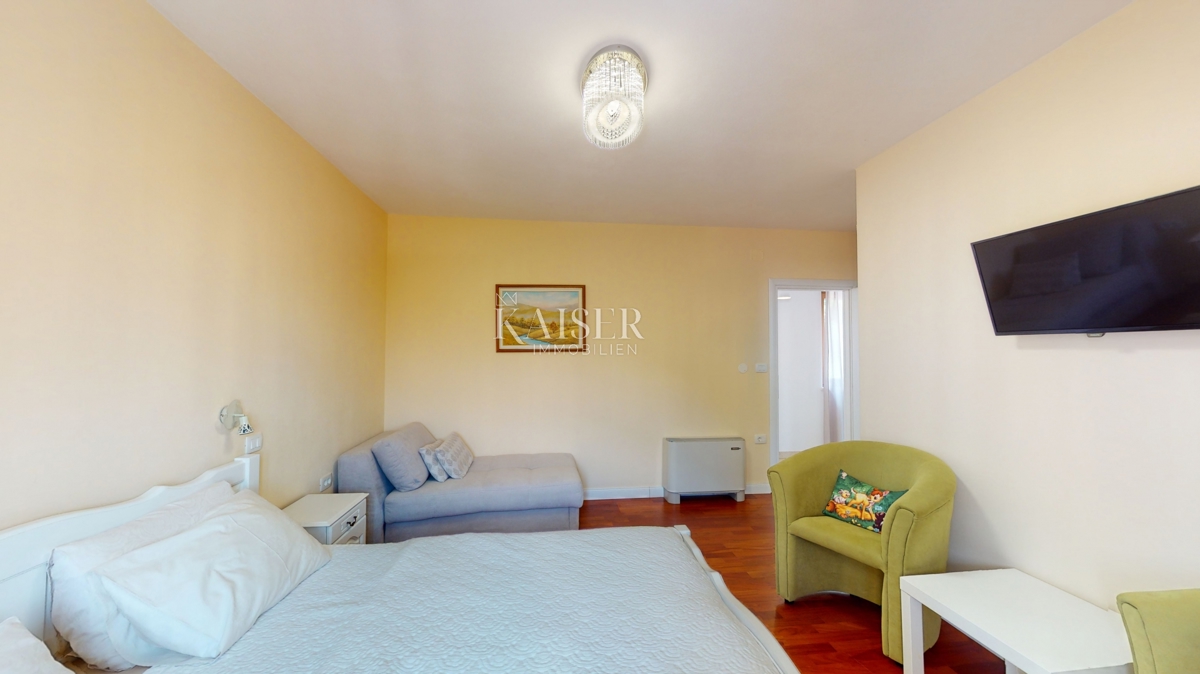  Ville Mošćenička Draga, 240m2