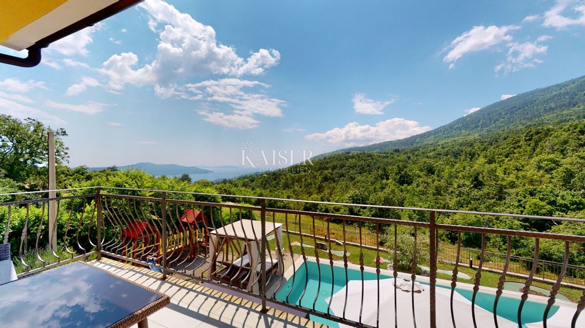  Ville Mošćenička Draga, 240m2