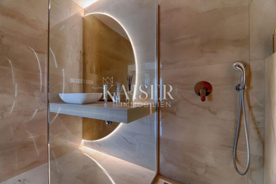 Istria - Rovigno, appartamento di design molto moderno