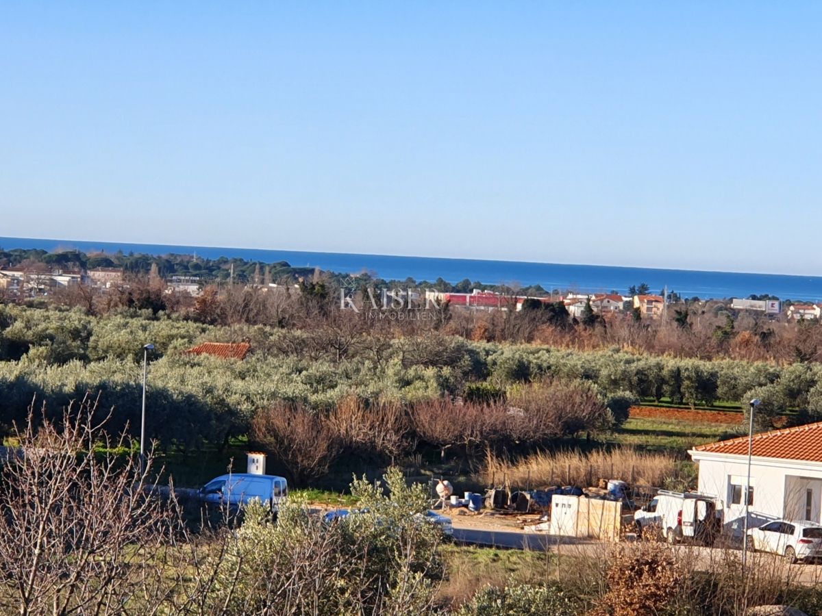 Istria - Umago, appartamento al secondo piano, vista mare
