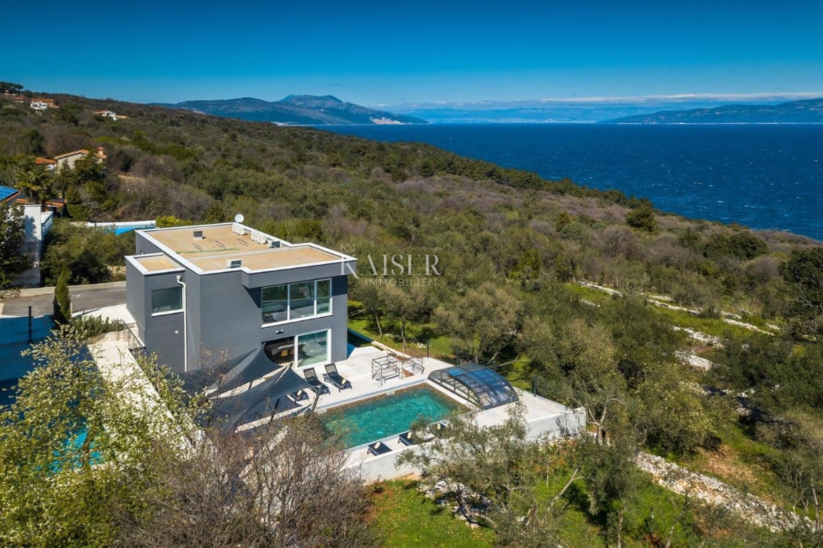 Rabac - villa di lusso con il mare nel palmo della mano, 200 m2