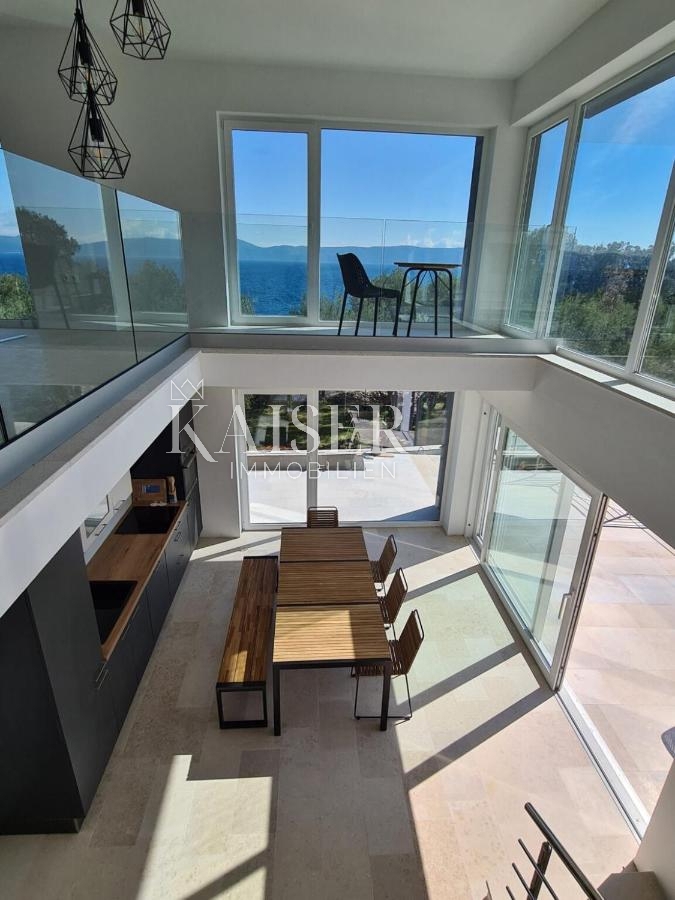 Rabac - villa di lusso con il mare nel palmo della mano, 200 m2