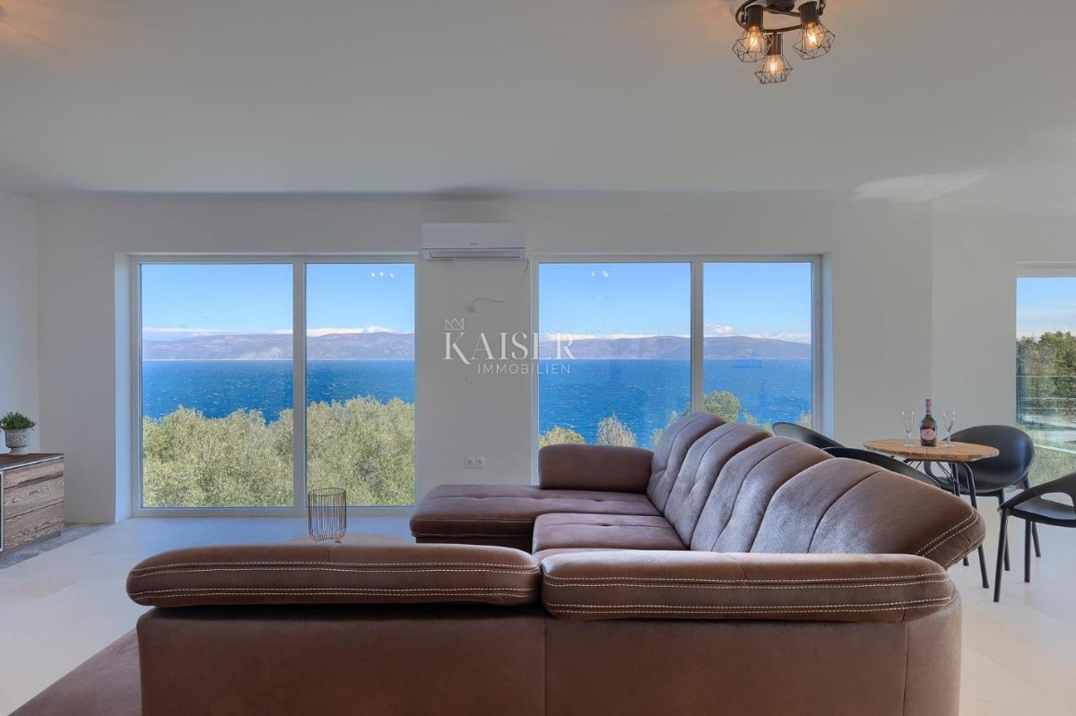 Rabac - villa di lusso con il mare nel palmo della mano, 200 m2