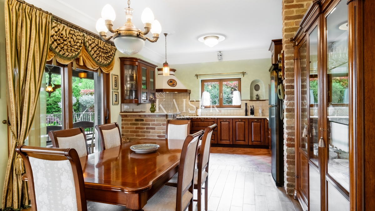 Riviera di Abbazia, villa con piscina