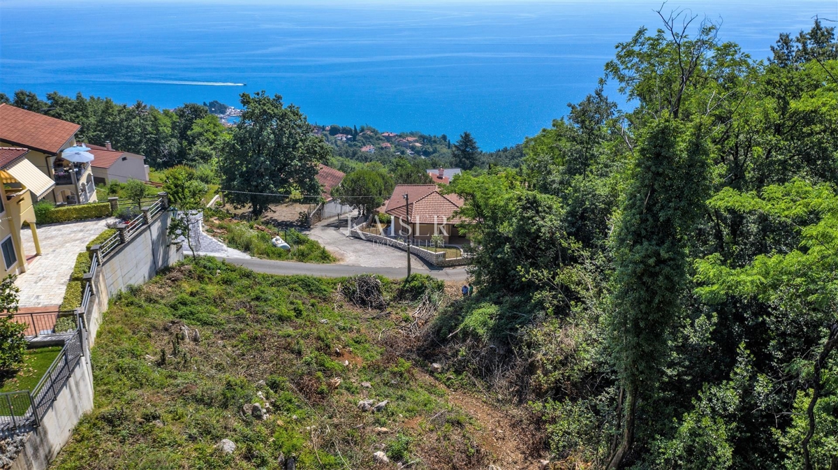 Земля під забудову Liganj, Lovran, 1.398m2