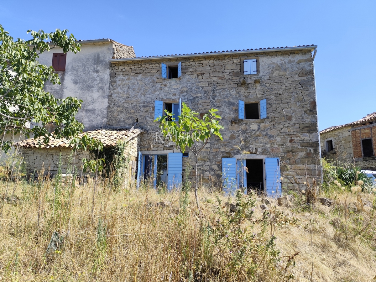 Istria, Pinguente - Proprietà nell'Istria centrale