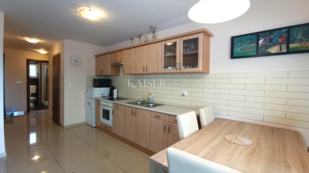 Soline, Isola di Krk - appartamento 65m2, vicino al mare